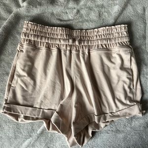 bluenotes cream shorts